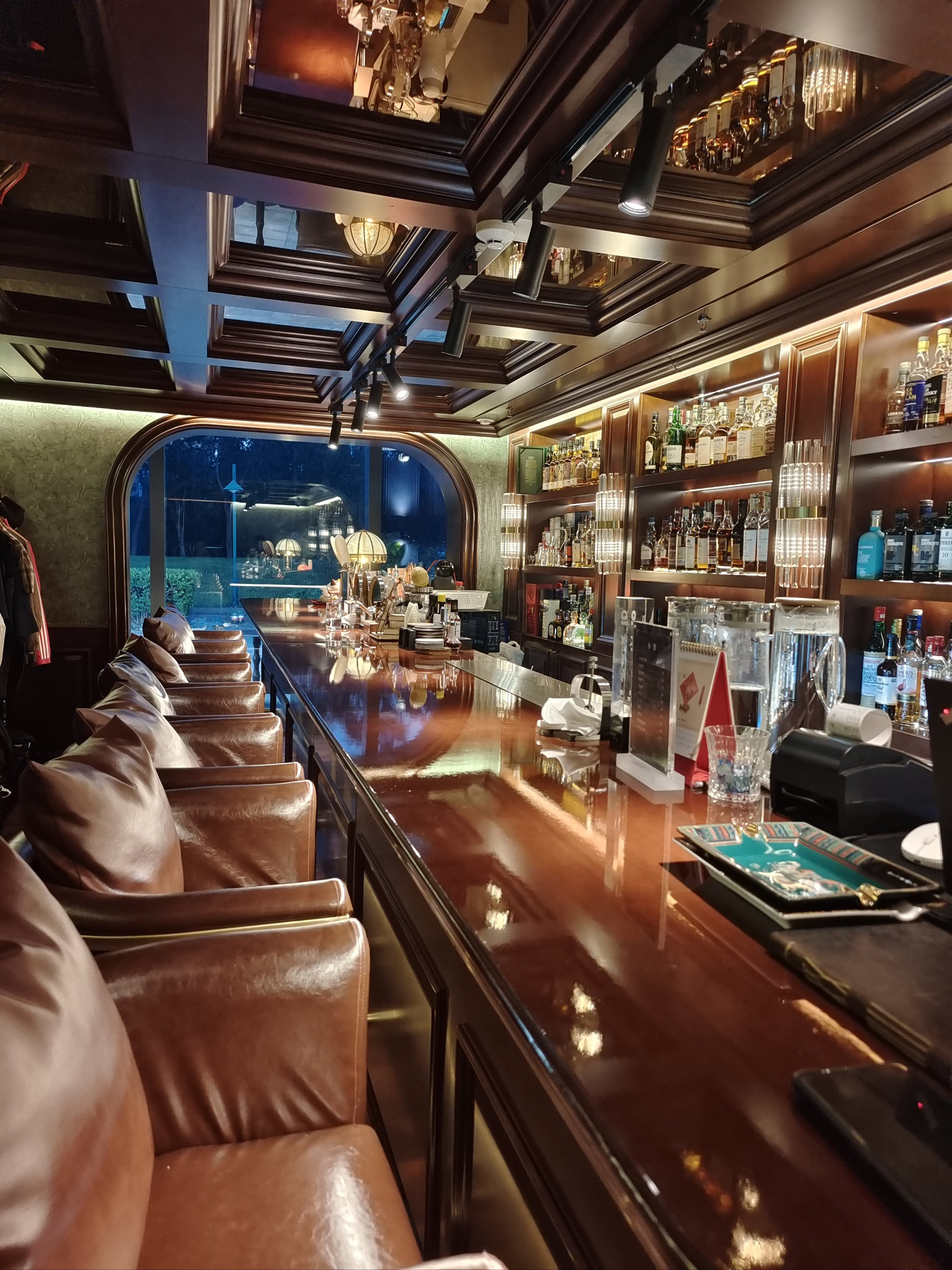 白银商务ktv,精彩享受任你选-白银区ktv预订